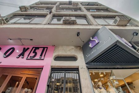 Fachada de kitnet/studio para alugar com 1 quarto, 22m² em Protásio Alves, Porto Alegre