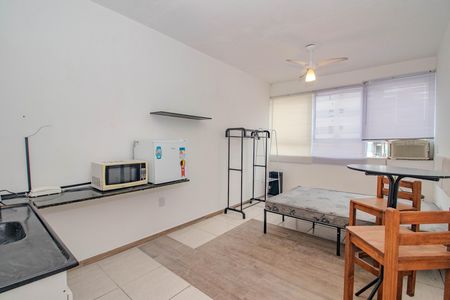 Loft de kitnet/studio para alugar com 1 quarto, 22m² em Protásio Alves, Porto Alegre