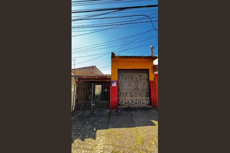 Fachada de casa à venda com 2 quartos, 150m² em Vila Linda, Santo André