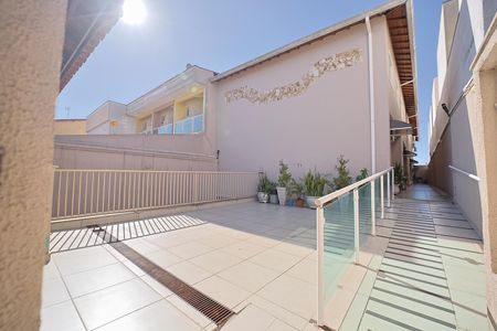 Área comum de casa de condomínio para alugar com 3 quartos, 150m² em Vila Ré, São Paulo