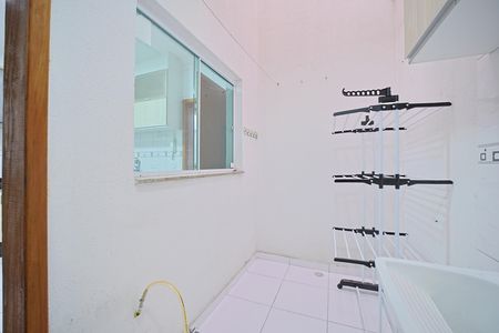 Área de Serviço de casa de condomínio para alugar com 3 quartos, 150m² em Vila Ré, São Paulo