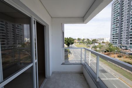 Sacada de apartamento para alugar com 2 quartos, 68m² em Centro, Jacareí