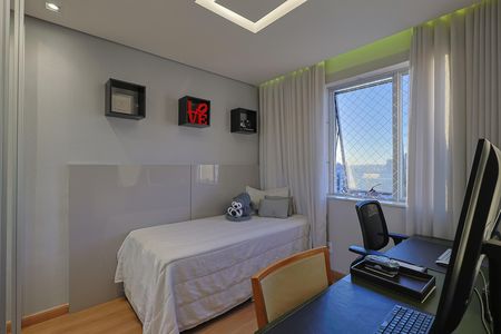 Apartamento à venda com 4 quartos, 124m² em Savassi, Belo Horizonte