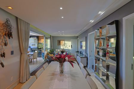 Apartamento à venda com 4 quartos, 124m² em Savassi, Belo Horizonte