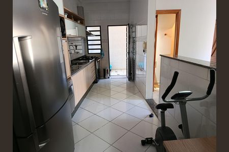 Cozinha de casa para alugar com 3 quartos, 170m² em Vila Isolina Mazzei, São Paulo