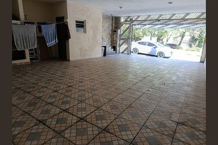 Garagem de casa para alugar com 3 quartos, 170m² em Vila Isolina Mazzei, São Paulo