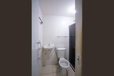 Banheiro de apartamento para alugar com 1 quarto, 145m² em Paraíso, São Gonçalo