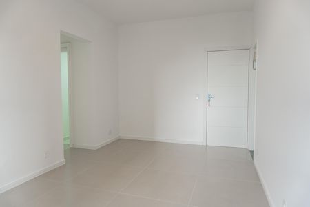 Apartamento para alugar com 90m², 3 quartos e 1 vaga Apartamento para alugar com 90m², 3 quartos e 1 vagaSala