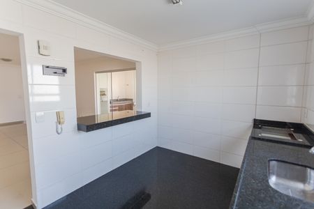 Apartamento para alugar com 191m², 4 quartos e 2 vagas Apartamento para alugar com 191m², 4 quartos e 2 vagasCozinha