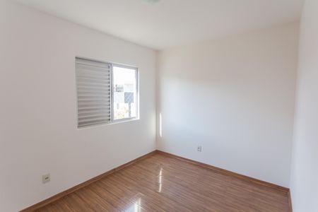 Apartamento para alugar com 191m², 4 quartos e 2 vagas Apartamento para alugar com 191m², 4 quartos e 2 vagasQuarto 3