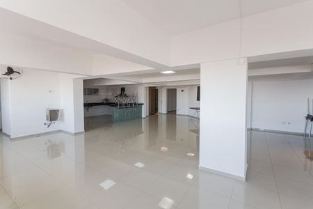 Apartamento para alugar com 191m², 4 quartos e 2 vagas Apartamento para alugar com 191m², 4 quartos e 2 vagasÁrea comum - Salão de festas