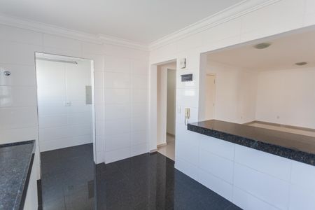 Apartamento para alugar com 191m², 4 quartos e 2 vagas Apartamento para alugar com 191m², 4 quartos e 2 vagasCozinha