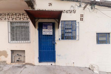 Fachada de casa para alugar com 1 quarto, 50m² em Vila Macedopolis, São Paulo
