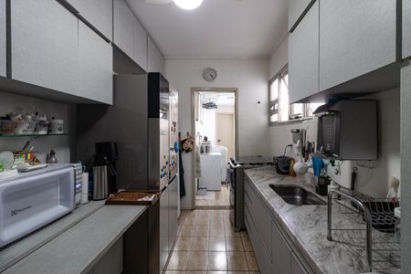 Cozinha de apartamento à venda com 3 quartos, 110m² em Pompeia, São Paulo