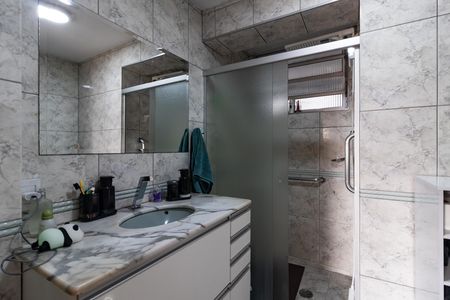 Apartamento à venda com 110m², 3 quartos e 1 vaga Apartamento à venda com 110m², 3 quartos e 1 vagaBanheiro