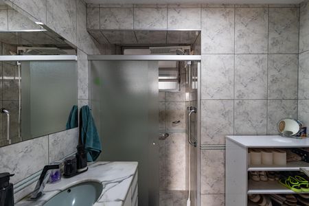 Apartamento à venda com 110m², 3 quartos e 1 vaga Apartamento à venda com 110m², 3 quartos e 1 vagaBanheiro
