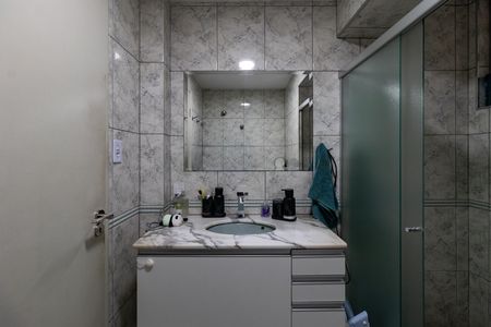 Apartamento à venda com 110m², 3 quartos e 1 vaga Apartamento à venda com 110m², 3 quartos e 1 vagaBanheiro