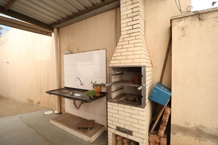 Área comum - Churrasqueira de apartamento para alugar com 2 quartos, 60m² em Jardim Patricia, Uberlândia