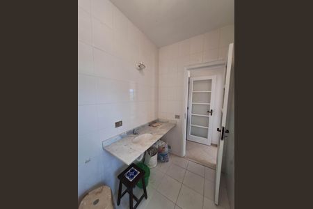 Banheiro da Suíte 1 de casa à venda com 3 quartos, 350m² em Camboinhas, Niterói