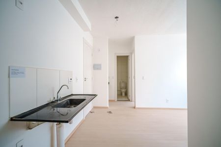 Cozinha de apartamento para alugar com 2 quartos, 35m² em Jaguaré, São Paulo