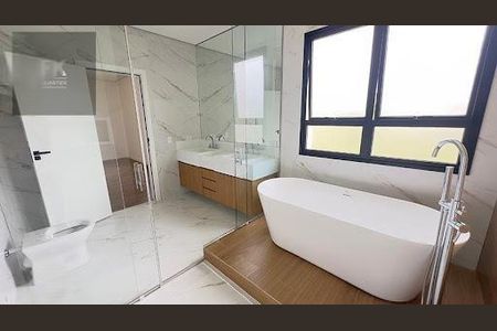Casa à venda com 4 quartos, 350m² em Cidade Tamboré, Santana de Parnaíba