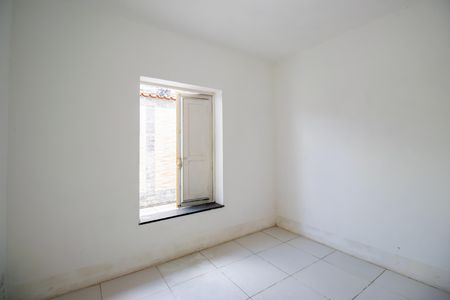 Quarto 1 de casa para alugar com 2 quartos, 42m² em Bonsucesso, Rio de Janeiro