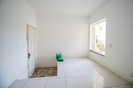 Sala de casa para alugar com 2 quartos, 42m² em Bonsucesso, Rio de Janeiro