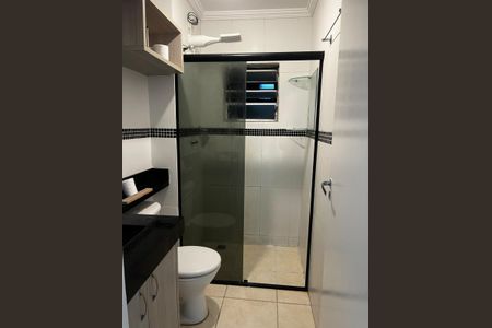 Banheiro de apartamento para alugar com 2 quartos, 51m² em Real Parque, Votorantim