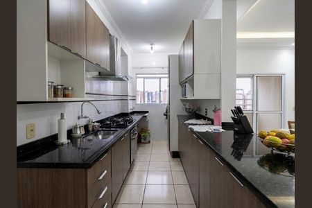 Cozinha de apartamento para alugar com 2 quartos, 51m² em Real Parque, Votorantim