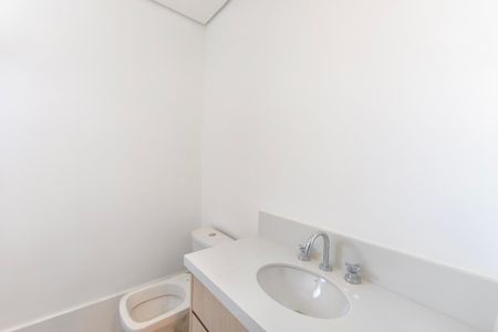 Banheiro Suíte de apartamento para alugar com 3 quartos, 77m² em Swiss Park, Campinas