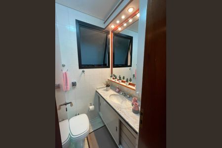 Banheiro de apartamento à venda com 4 quartos, 200m² em Planalto Paulista, São Paulo