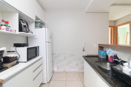 Cozinha de apartamento à venda com 2 quartos, 40m² em Vila Nova, Porto Alegre