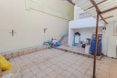 Quintal/Área de Serviço de casa para alugar com 3 quartos, 70m² em Sagrada Família, Belo Horizonte