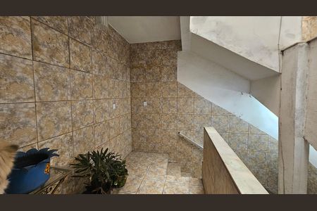 Hall de entrada  de apartamento para alugar com 1 quarto, 60m² em Centro, Nilópolis