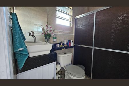 Banheiro  de apartamento para alugar com 1 quarto, 60m² em Centro, Nilópolis