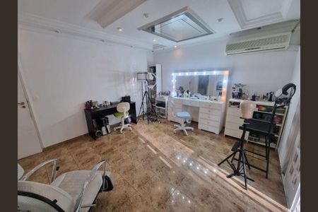 Casa à venda com 3 quartos, 300m² em Jardim Maia, Guarulhos