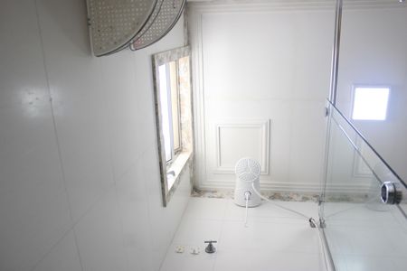 Banheiro  de apartamento à venda com 1 quarto, 39m² em Morros, Guarulhos