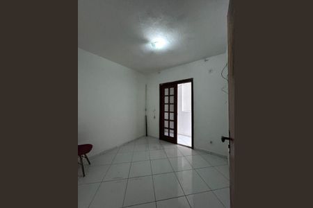 Casa à venda com 3 quartos, 200m² em Jardim Recanto Verde, São Paulo