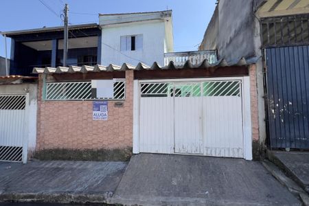 Fachada com placa grande de casa para alugar com 3 quartos, 300m² em Jardim Pinheiros, Guarulhos