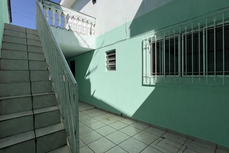 Área externa de casa para alugar com 3 quartos, 300m² em Jardim Pinheiros, Guarulhos