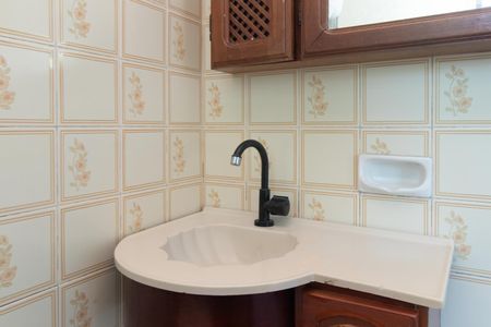 Banheiro de casa à venda com 3 quartos, 190m² em Nonoai, Porto Alegre