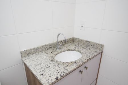 Banheiro  de kitnet/studio à venda com 1 quarto, 24m² em Vila Olímpia, São Paulo