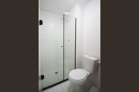 Banheiro  de kitnet/studio à venda com 1 quarto, 24m² em Vila Olímpia, São Paulo