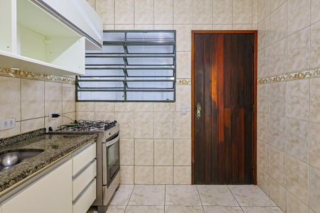 Cozinha de casa para alugar com 2 quartos, 100m² em Jardim Monte Kemel, São Paulo