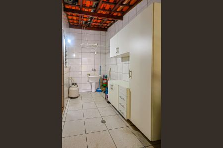 Área de Serviço de casa para alugar com 2 quartos, 100m² em Jardim Monte Kemel, São Paulo