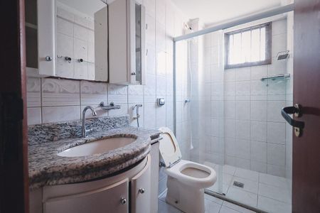 Banheiro social de apartamento à venda com 4 quartos, 112m² em Setor Bueno, Goiânia