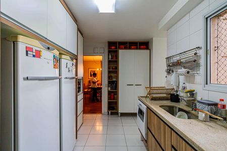 Apartamento à venda com 121m², 2 quartos e 2 vagas Apartamento à venda com 121m², 2 quartos e 2 vagasCozinha