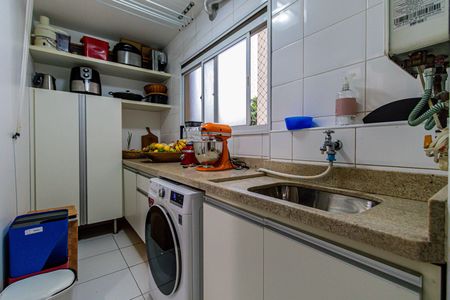 Apartamento à venda com 121m², 2 quartos e 2 vagas Apartamento à venda com 121m², 2 quartos e 2 vagasLavanderia