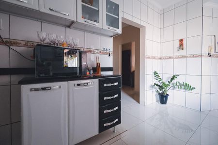 Casa à venda com 360m², 3 quartos e 3 vagas Casa à venda com 360m², 3 quartos e 3 vagasCozinha