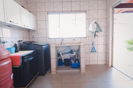 Casa à venda com 360m², 3 quartos e 3 vagas Casa à venda com 360m², 3 quartos e 3 vagasÁrea de serviço